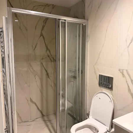 Shiny White Light - Diamond 1br - Center Apartamento Skopie